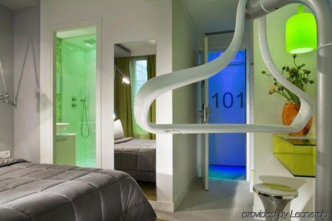 Color Design Hotel Paris Quarto foto